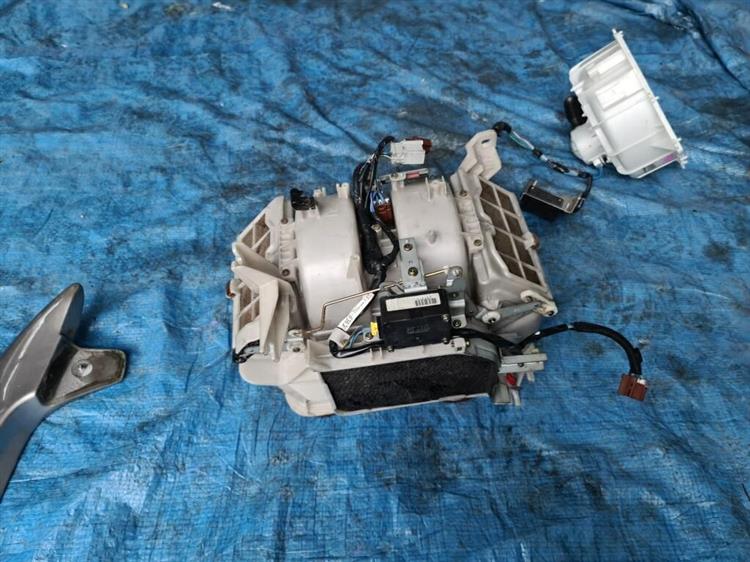 Мотор печки Хонда Легенд в Рязани 206136